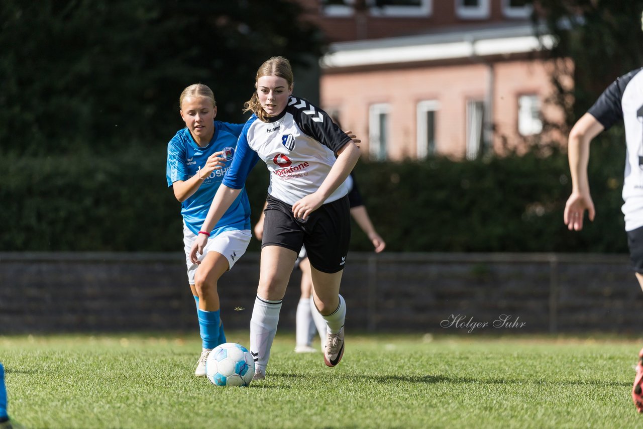 Bild 258 - wBJ VfL Pinneberg - Germania Schnelsen : Ergebnis: 15:1